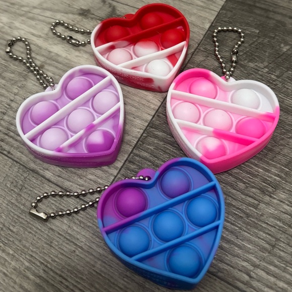 Other - Heart-Shaped Pop Fidget Keychains